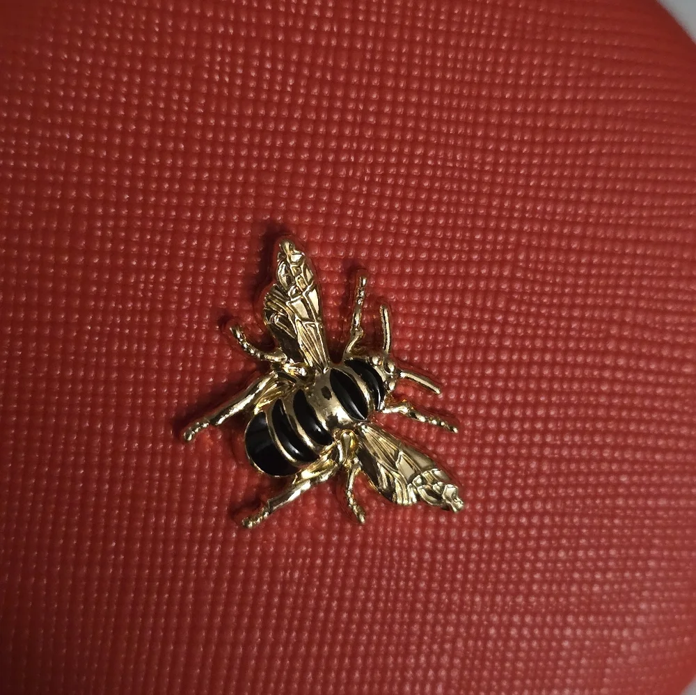 Beautiful Bee Compact Mirror NEW